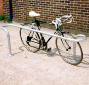 euro tubular cycle stands